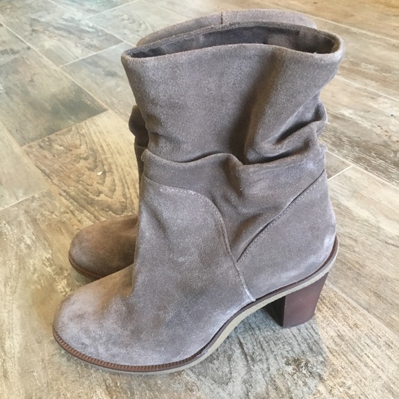 NWOT Vince Camuto slouch boot - Picture 7 of 7